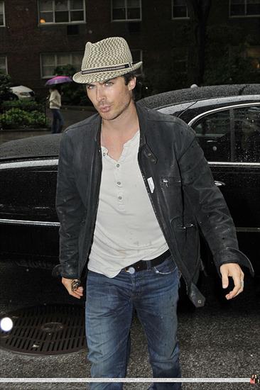 Ian Somerhalder - 202098--44477773-m750x740-u005e1.jpg