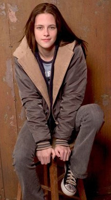 Bella Swan - kristen-brown-jacket.jpg