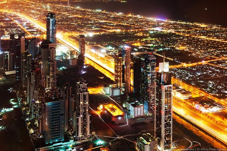 Dubai. Widok z najwyższego budynku świata - tttyy_020.jpg